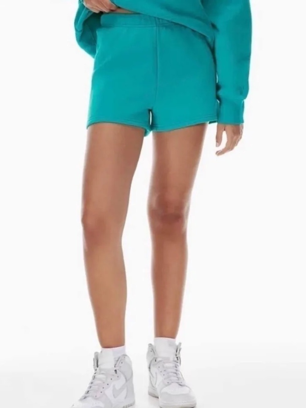 Aritzia TNA Cozy Sweatfleece Perfect Shorts